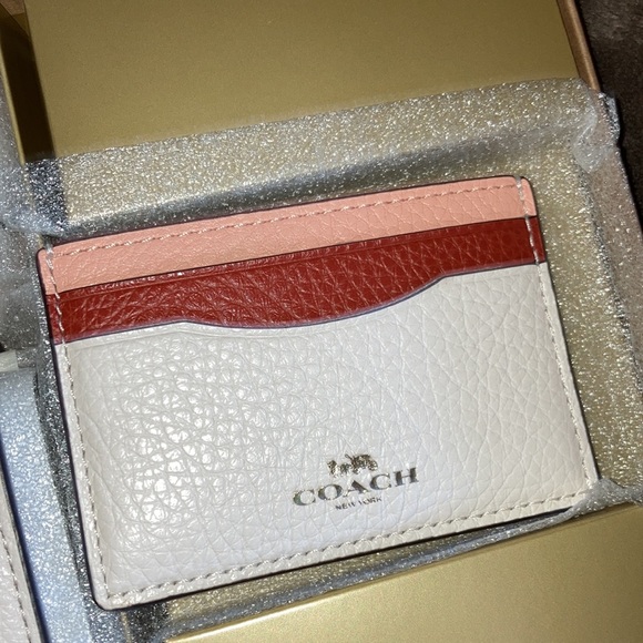 COPY - 💕Coach gift box set 💕 - Picture 7 of 15